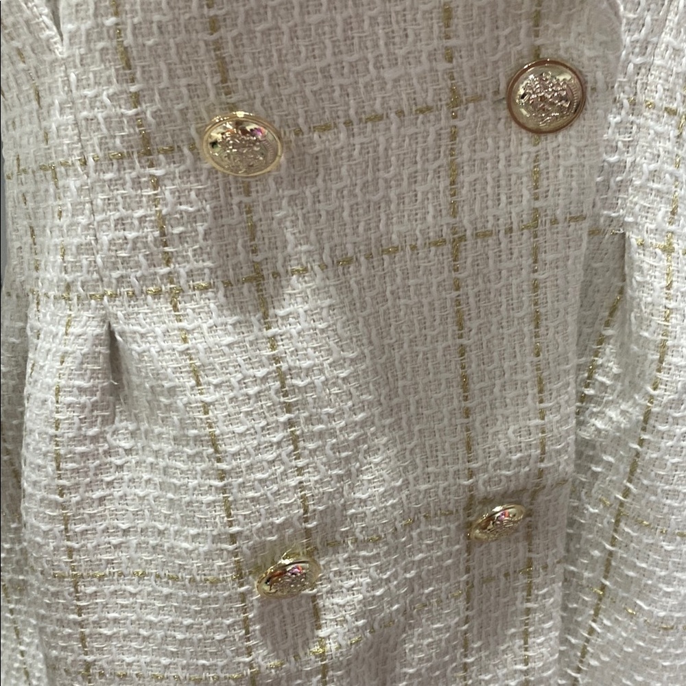 NWT SHEIN White Trench Coat Plush Modern Design - Picture 2 of 8